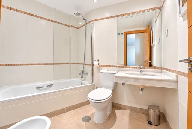2 soveværelse Penthouse til salg i Marbella - € 399.995 (Ref: 9470120)