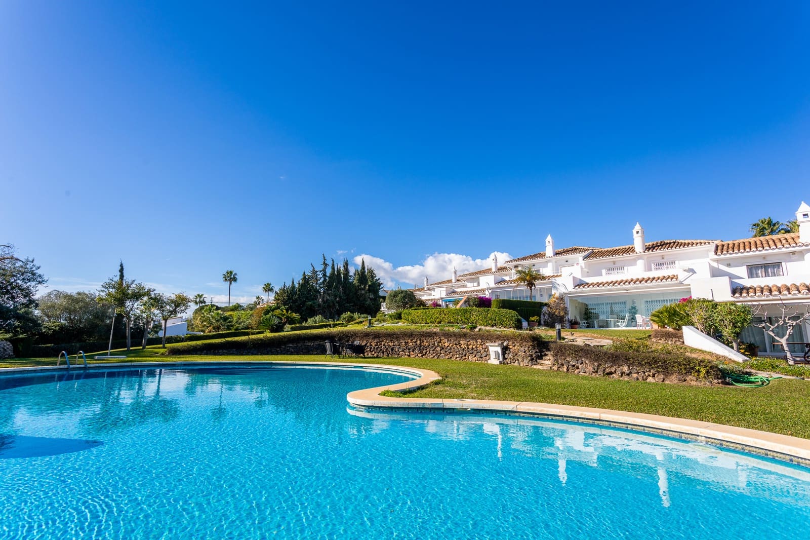 3 chambre Maison de Ville à vendre à Calahonda avec piscine garage - 719 000 € (Ref: 9471892)