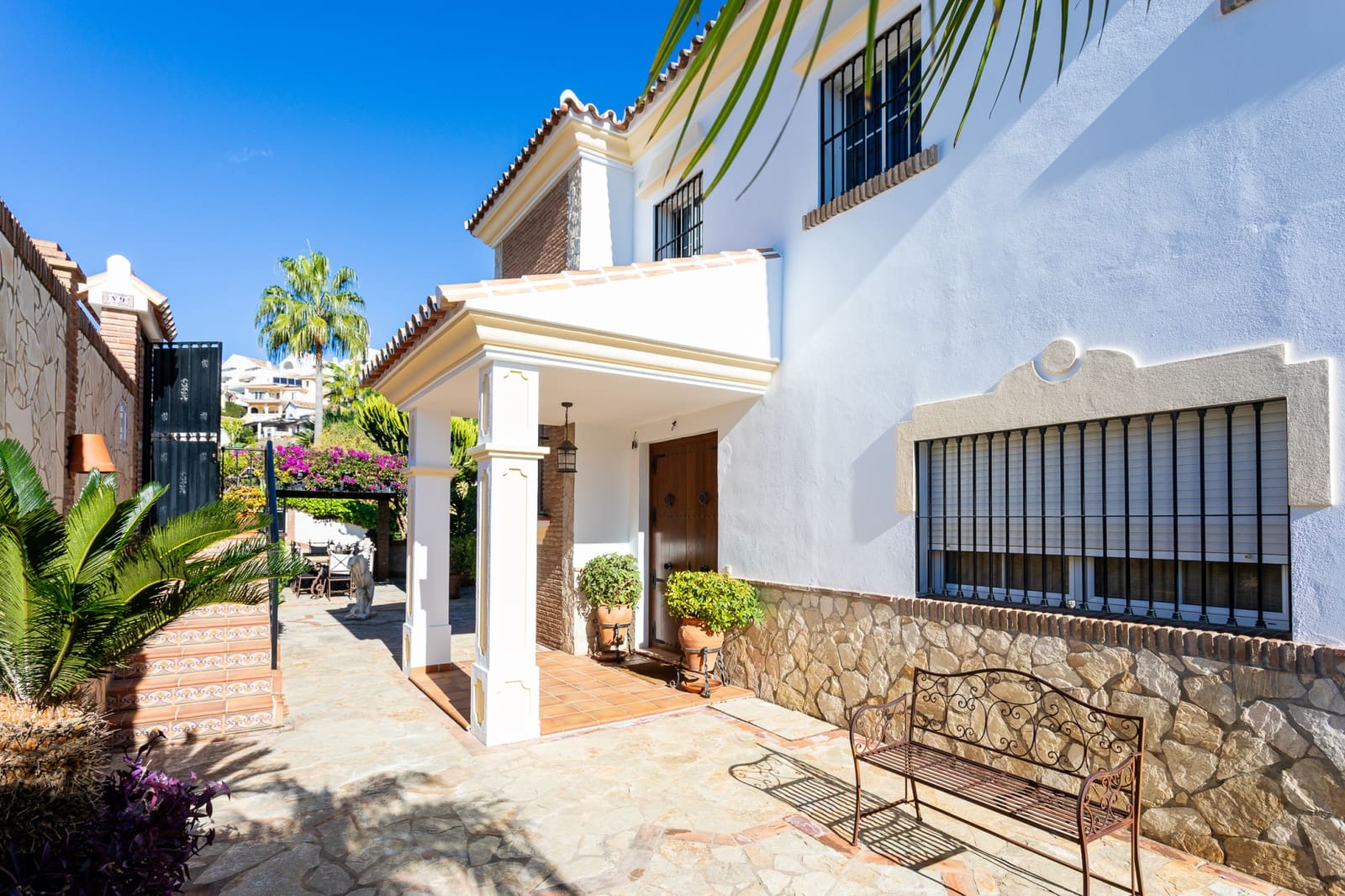 5 bedroom Villa for sale in Riviera del Sol with pool garage - € 1,095,000 (Ref: 9473658)