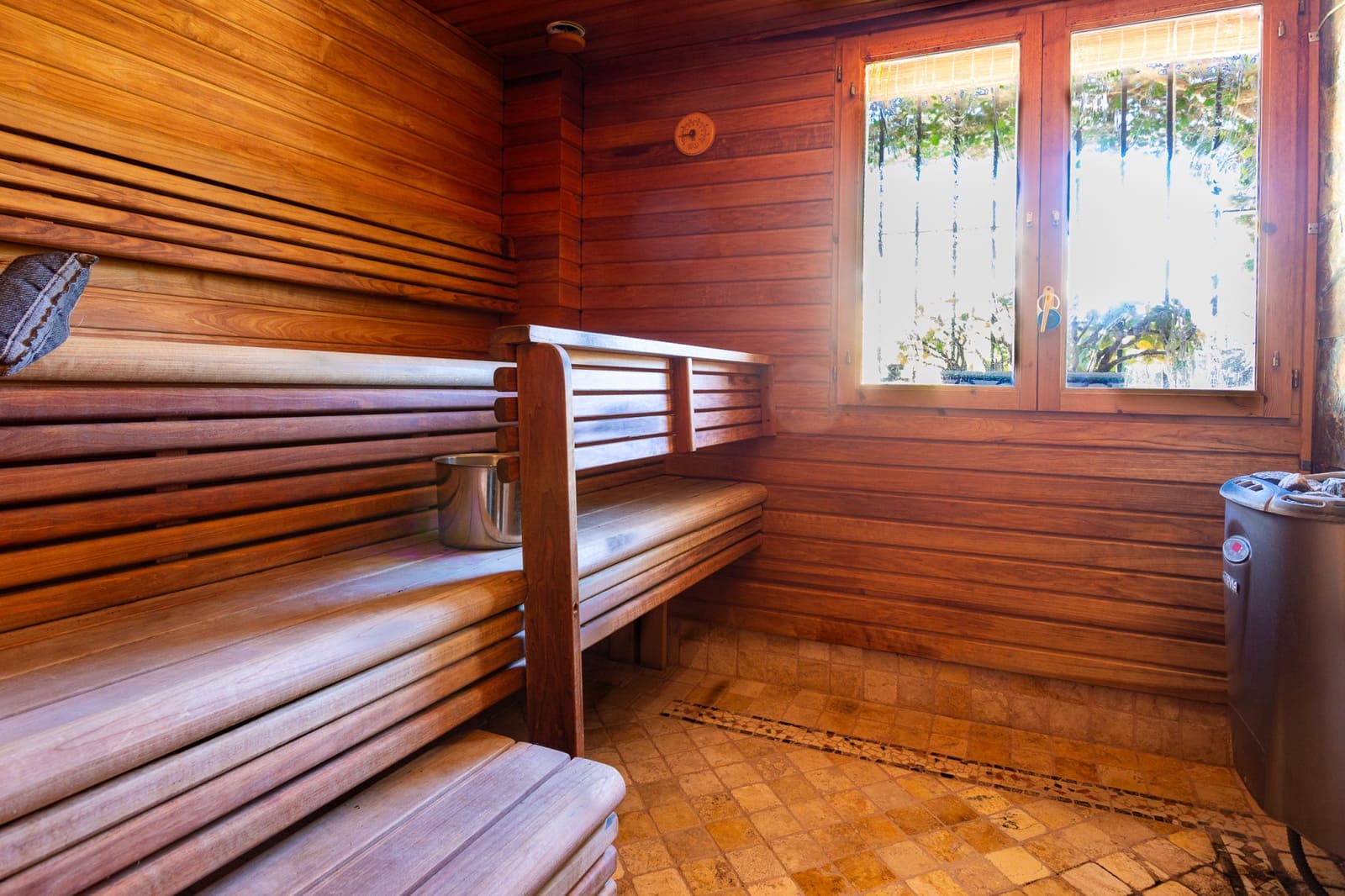 5 bedroom Villa for sale in Riviera del Sol with pool garage - € 1,095,000 (Ref: 9473658)