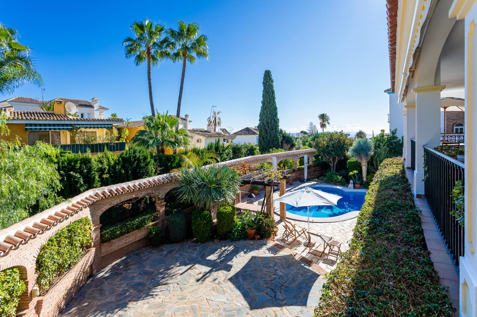 5 bedroom Villa for sale in Riviera del Sol with pool garage - € 1,095,000 (Ref: 9473658)