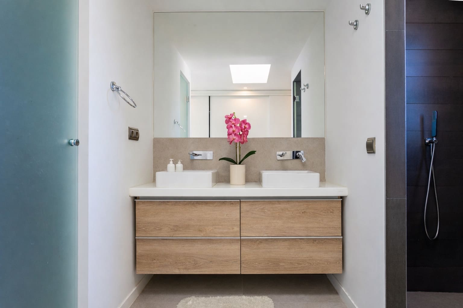 3 bedroom Villa for sale in La Cala de Mijas with pool garage - € 1,550,000 (Ref: 9473659)