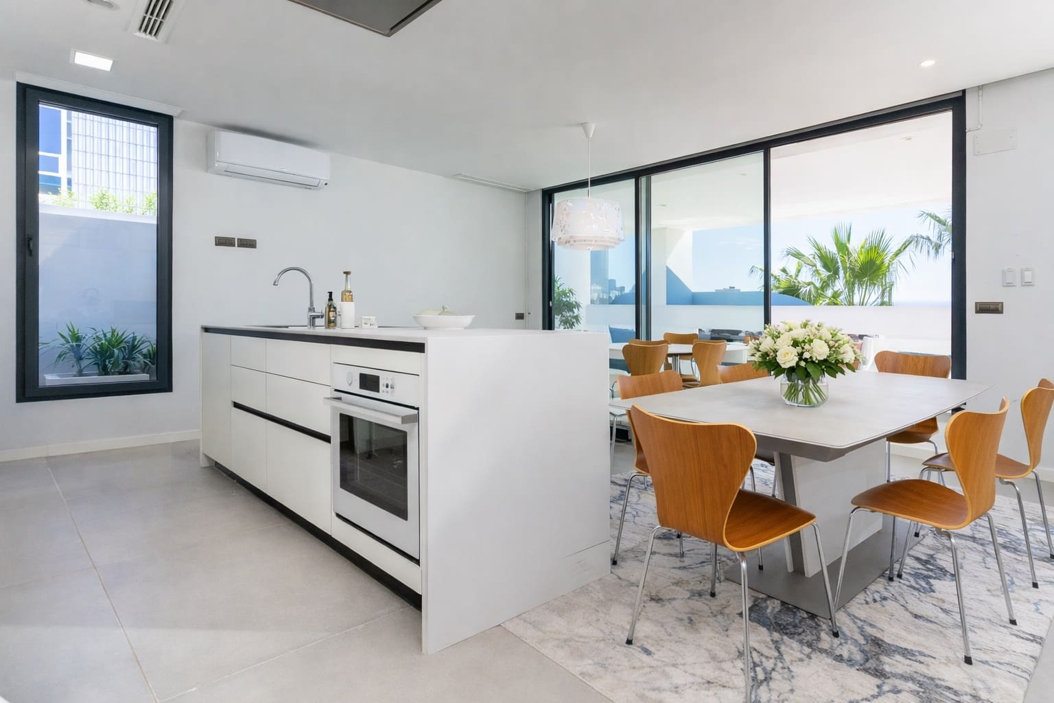 3 bedroom Villa for sale in La Cala de Mijas with pool garage - € 1,550,000 (Ref: 9473659)