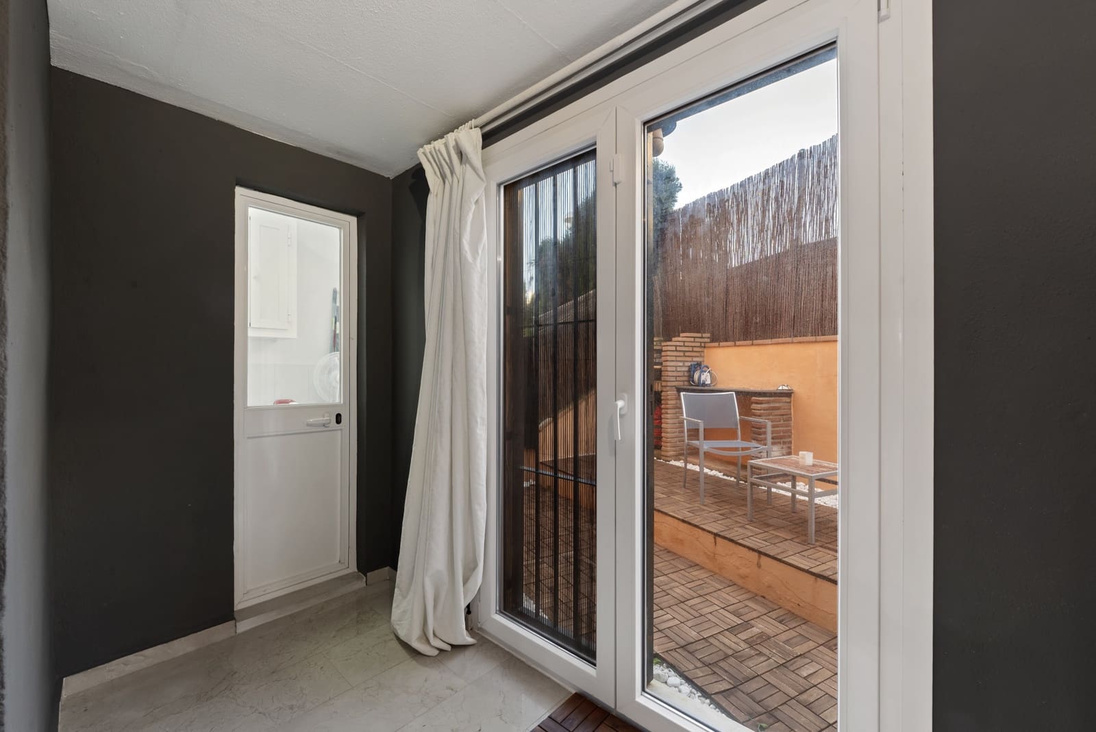 2 bedroom Apartment for sale in Riviera del Sol with pool garage - € 279,000 (Ref: 9518285)