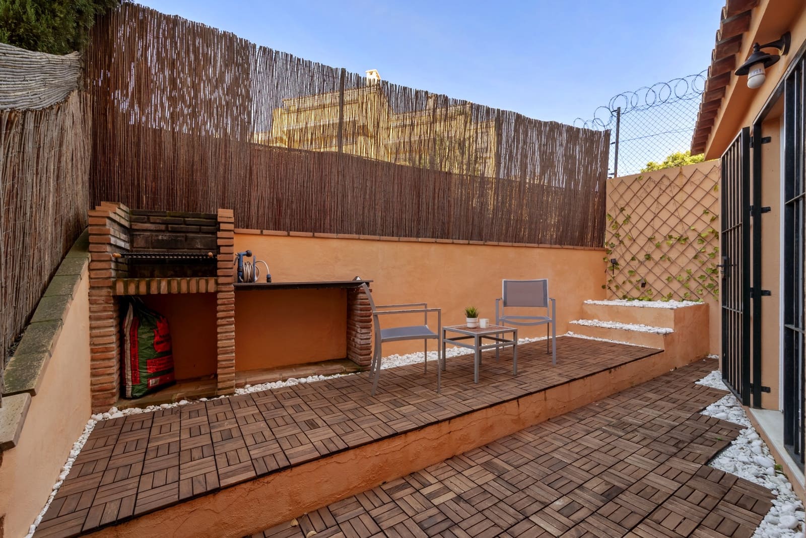 2 bedroom Apartment for sale in Riviera del Sol with pool garage - € 279,000 (Ref: 9518285)