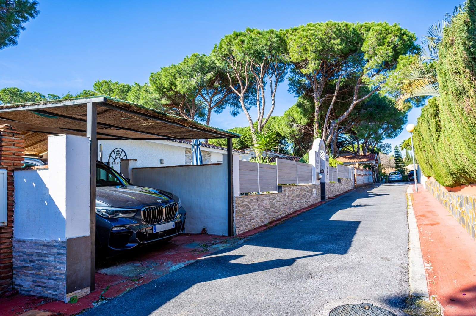 3 sovrum Villa till salu i Calahonda med pool garage - 695 000 € (Ref: 9525947)