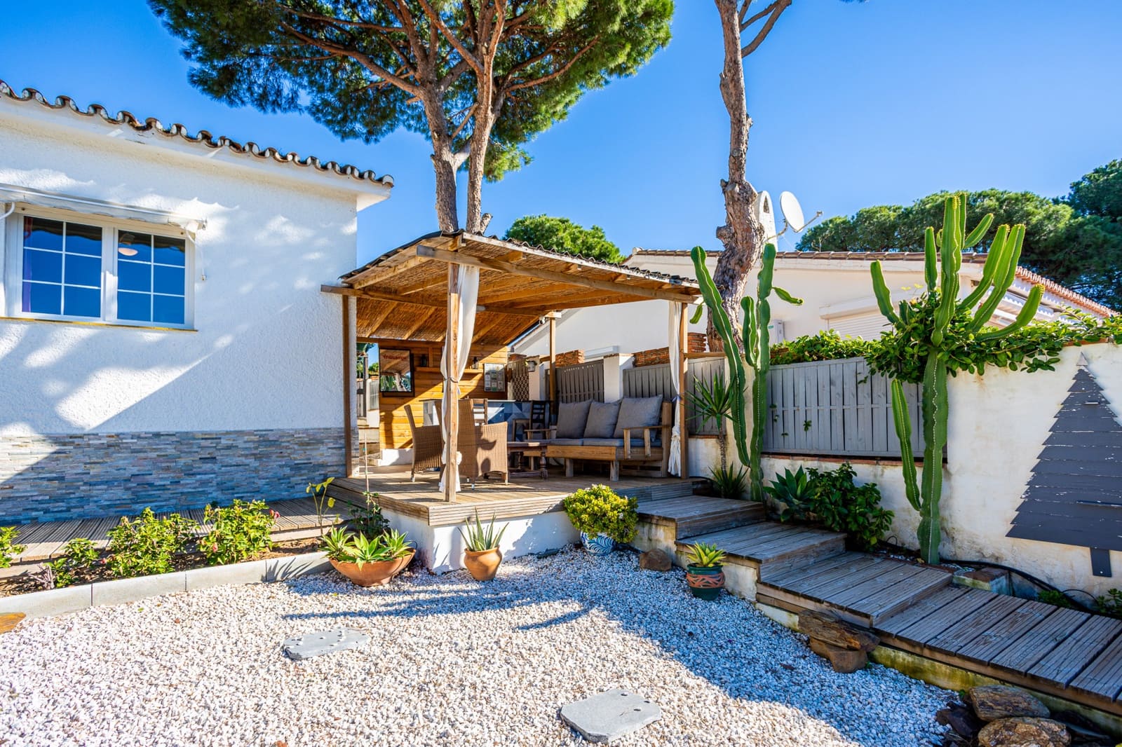 3 sovrum Villa till salu i Calahonda med pool garage - 695 000 € (Ref: 9525947)