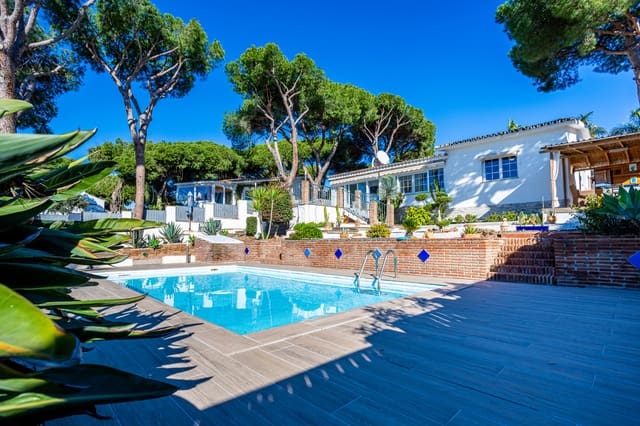 3 sovrum Villa till salu i Calahonda, Mijas med pool garage - 695 000 € (Ref: 9525947)