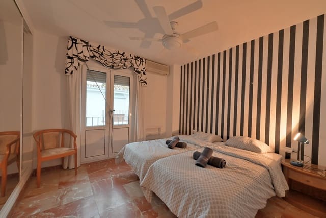 3 slaapkamer Huis te koop in Fuengirola met garage - € 479.000 (Ref: 9567888)