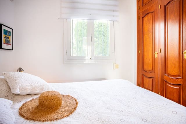 4 soverom Villa til salgs i Calahonda, Mijas med svømmebasseng garasje - € 1 095 000 (Ref: 9570363)