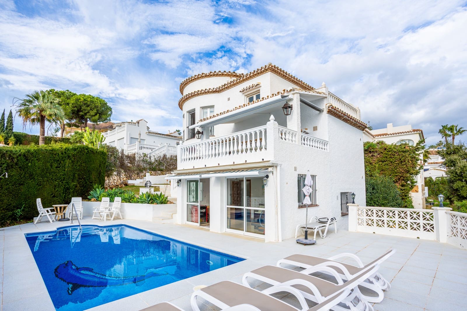 4 soverom Villa til salgs i Calahonda med svømmebasseng garasje - € 1 095 000 (Ref: 9570363)