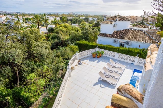 4 sovrum Villa till salu i Calahonda, Mijas med pool garage - 1 095 000 € (Ref: 9570363)