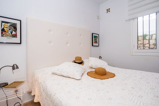 4 sypialnia Willa na sprzedaż w Calahonda, Mijas z basenem garażem - 1 029 000 € (Ref: 9570363)