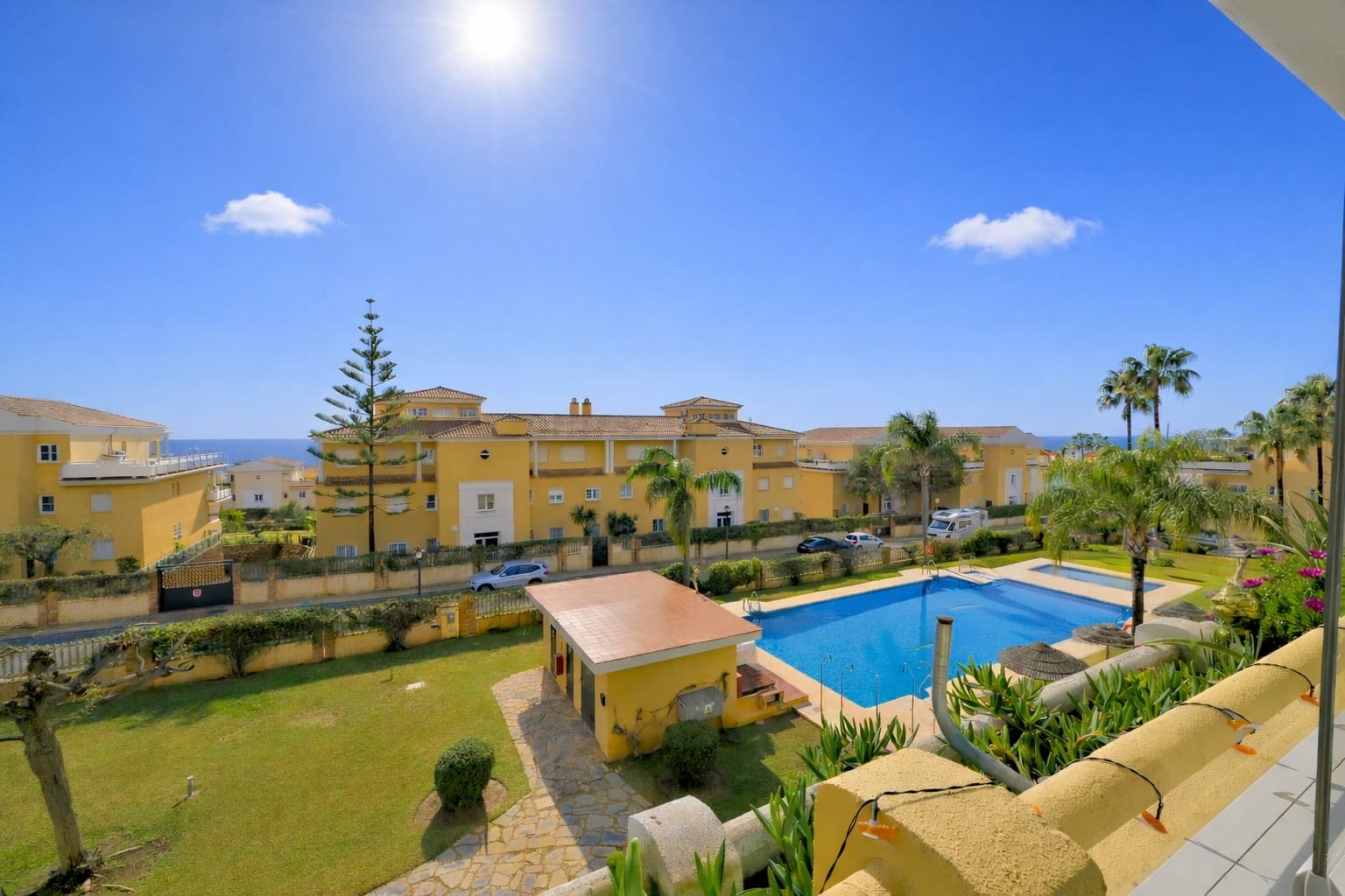 2 sypialnia Apartament na sprzedaż w Marbella z garażem - 525 000 € (Ref: 9585248)