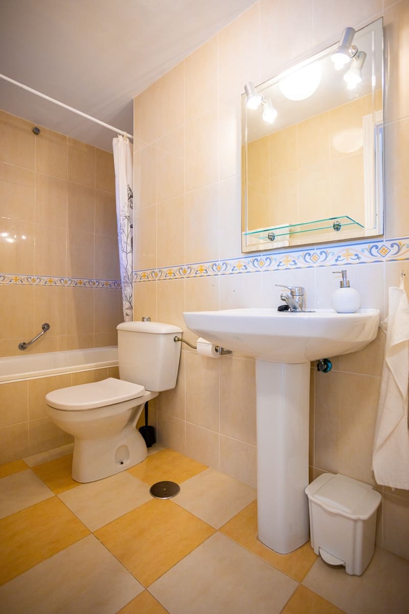 2 chambre Appartement à vendre à Calahonda - 249 000 € (Ref: 9607027)