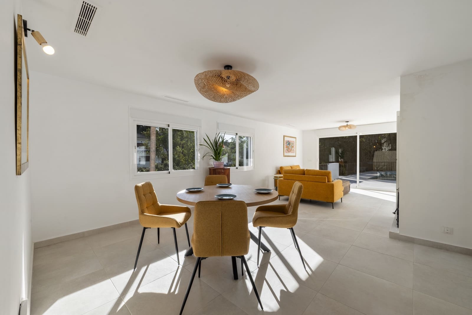 4 bedroom Villa for sale in Campo Mijas with pool garage - € 899,000 (Ref: 9618852)