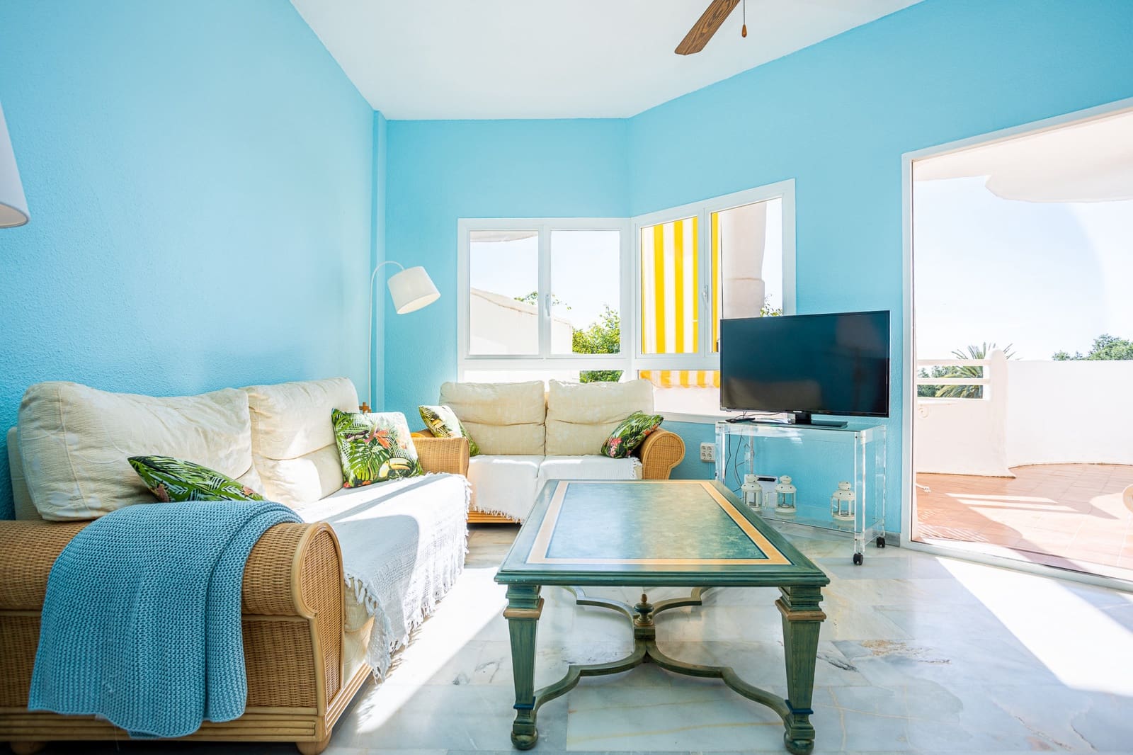 Apartamento de 2 habitaciones en Calahonda en venta con piscina garaje - 310.000 € (Ref: 9625084)