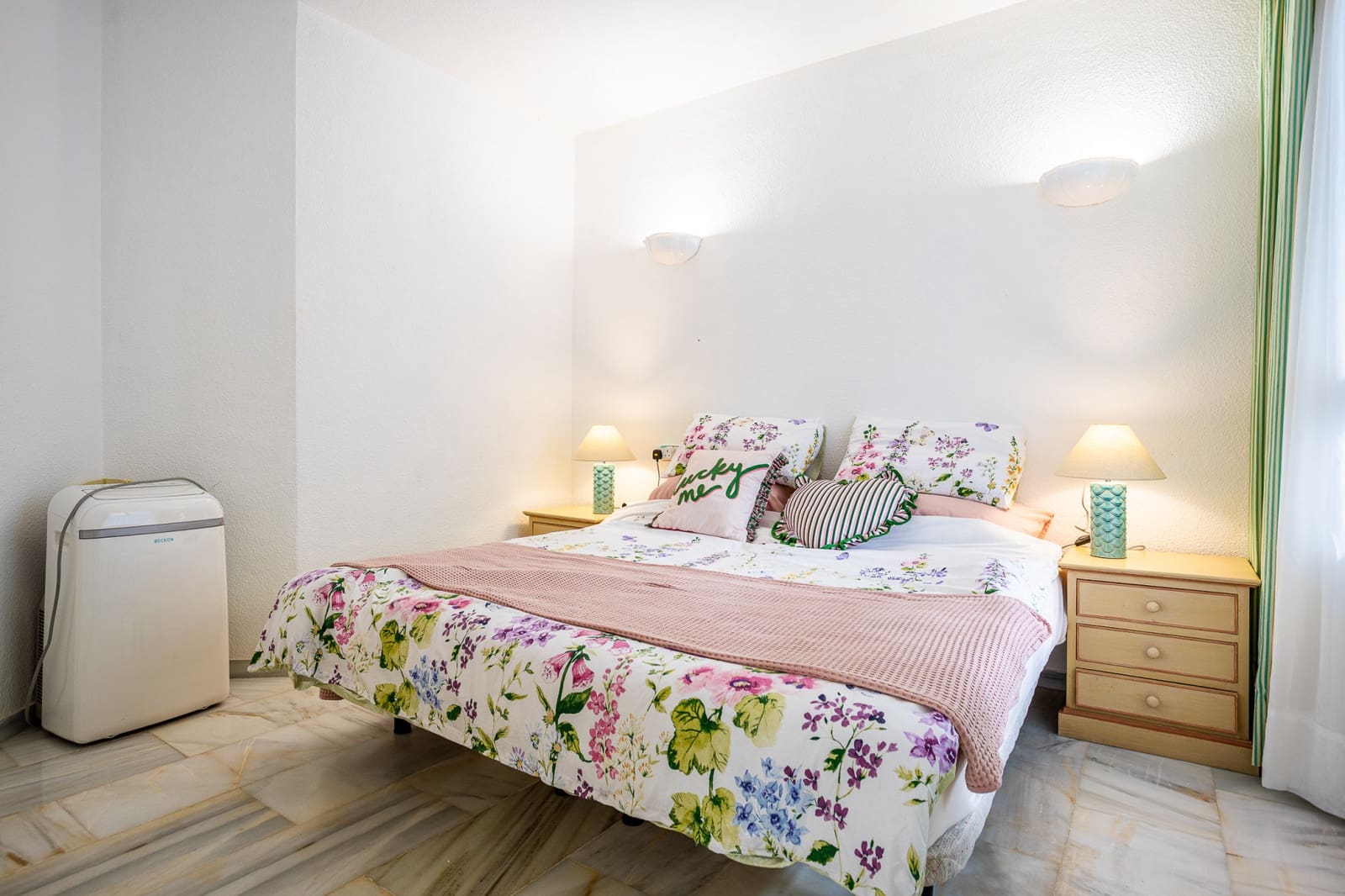 Apartamento de 2 habitaciones en Calahonda en venta con piscina garaje - 310.000 € (Ref: 9625084)