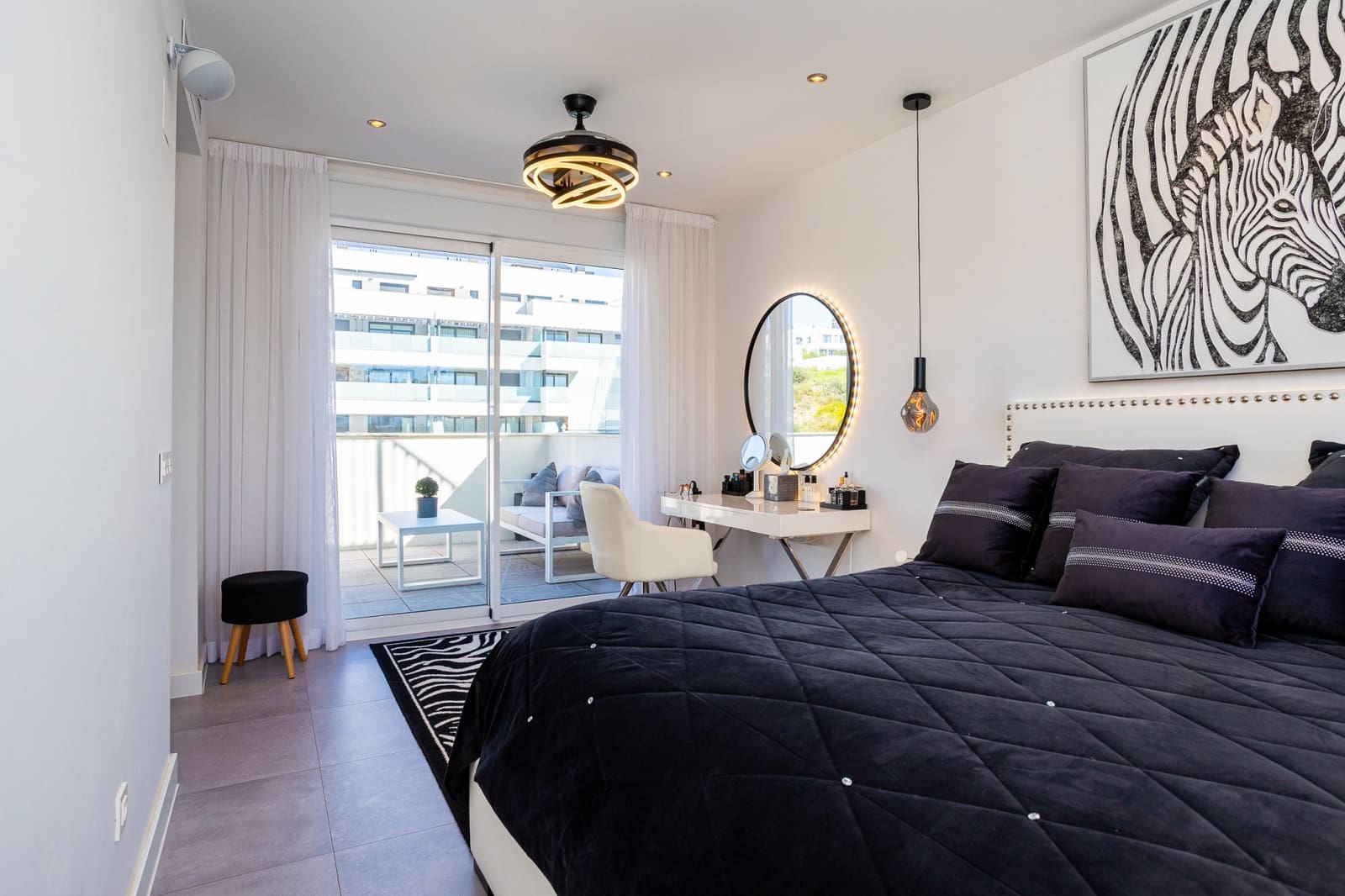 3 chambre Penthouse à vendre à La Cala de Mijas avec piscine garage - 1 150 000 € (Ref: 9643643)