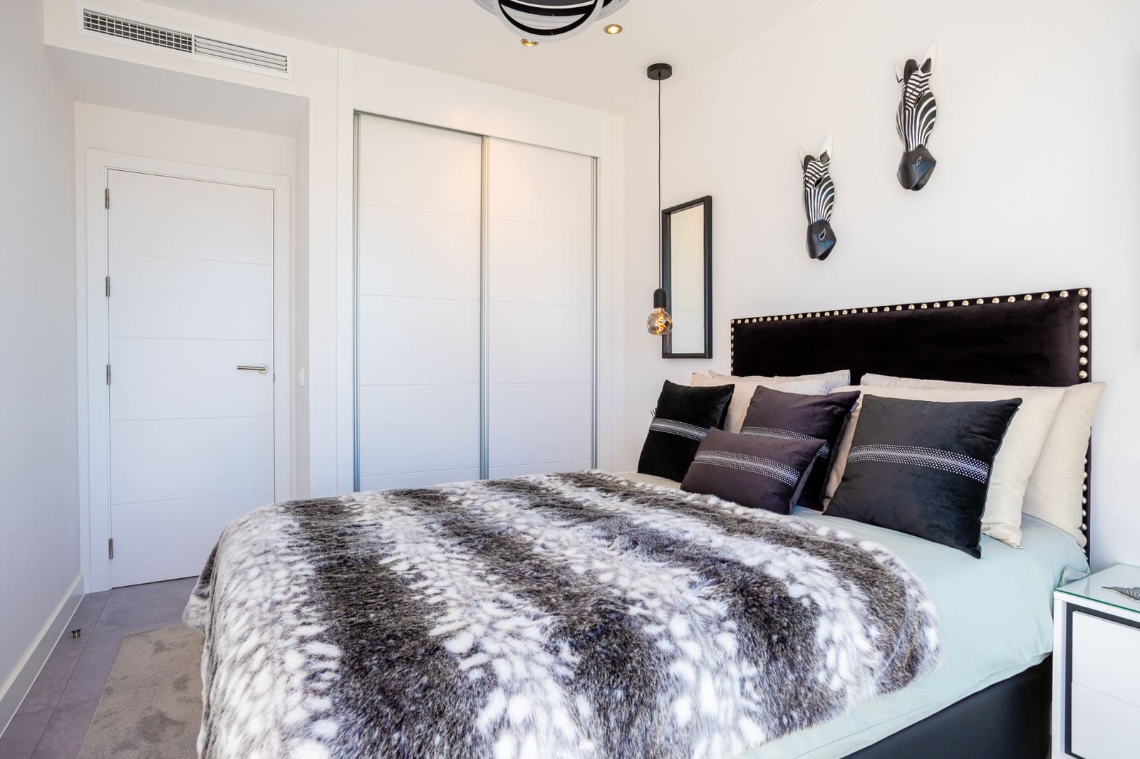 3 chambre Penthouse à vendre à La Cala de Mijas avec piscine garage - 1 150 000 € (Ref: 9643643)