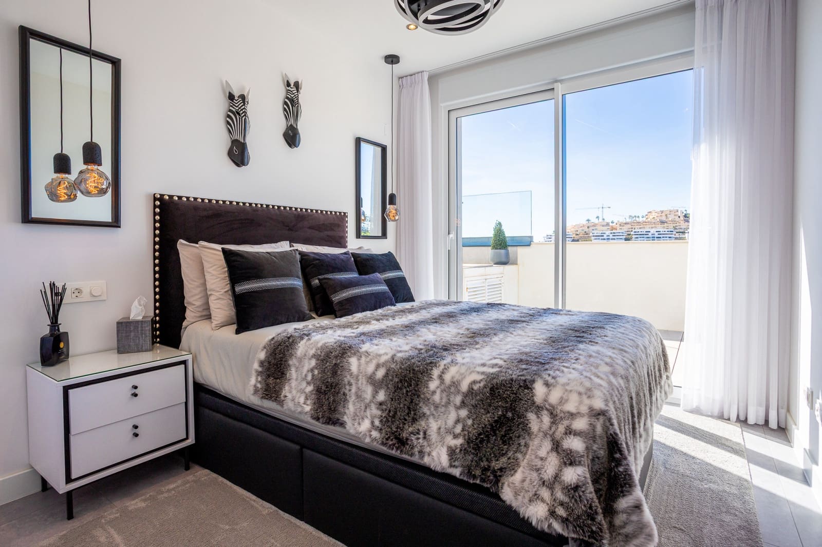 3 chambre Penthouse à vendre à La Cala de Mijas avec piscine garage - 1 150 000 € (Ref: 9643643)