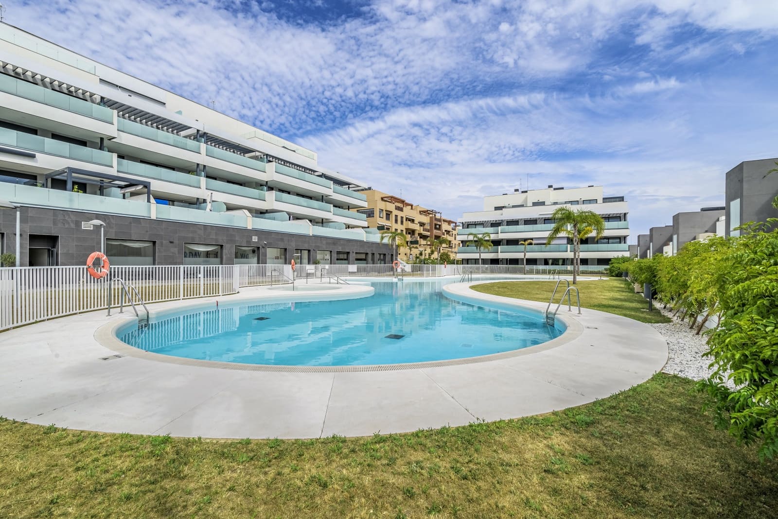 3 chambre Penthouse à vendre à La Cala de Mijas avec piscine garage - 1 150 000 € (Ref: 9643643)