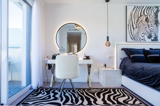 3 sypialnia Penthouse na sprzedaż w La Cala de Mijas, Mijas z basenem garażem - 1 150 000 € (Ref: 9643643)