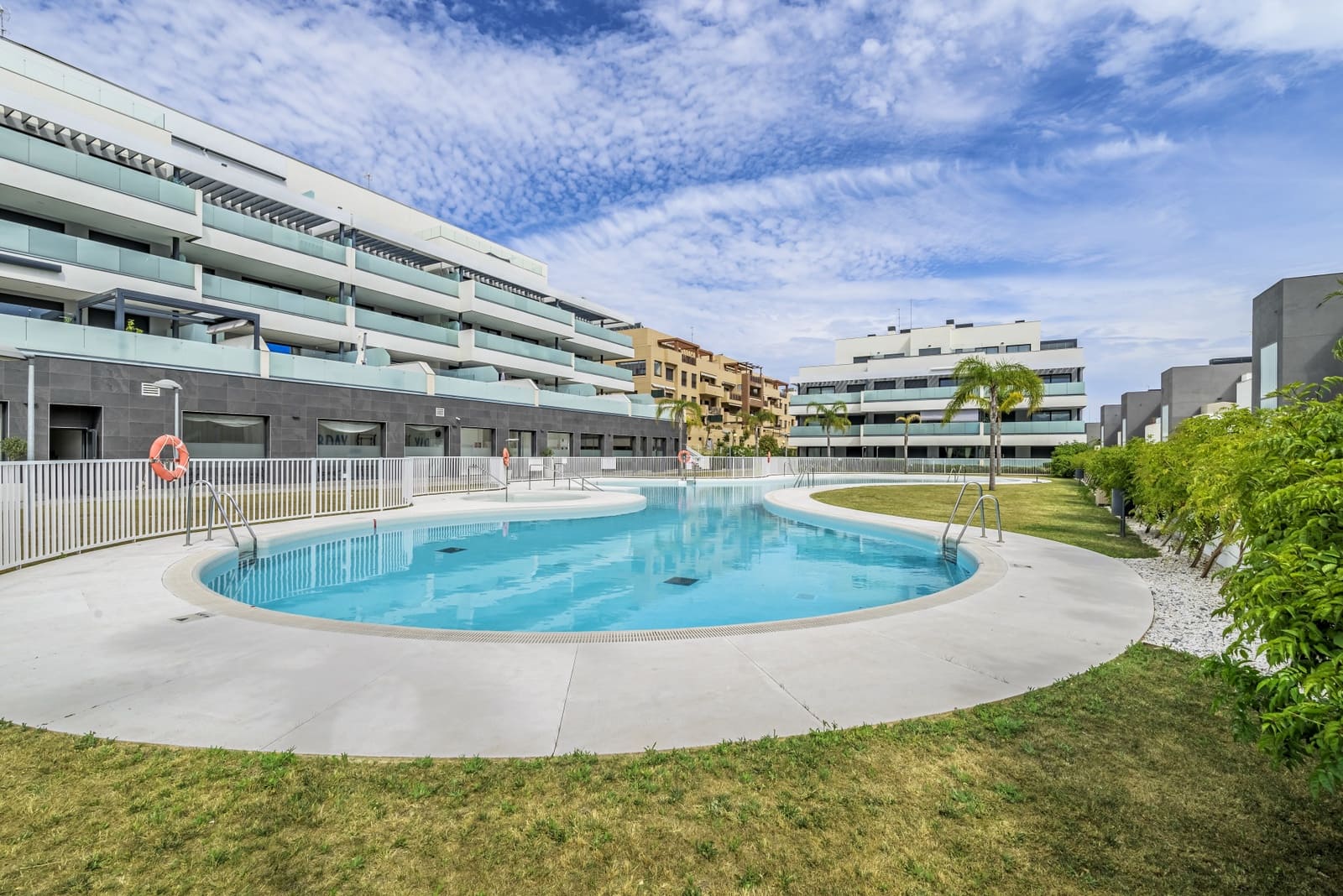 3 quarto Penthouse para venda em La Cala de Mijas com piscina garagem - 1 150 000 € (Ref: 9643643)