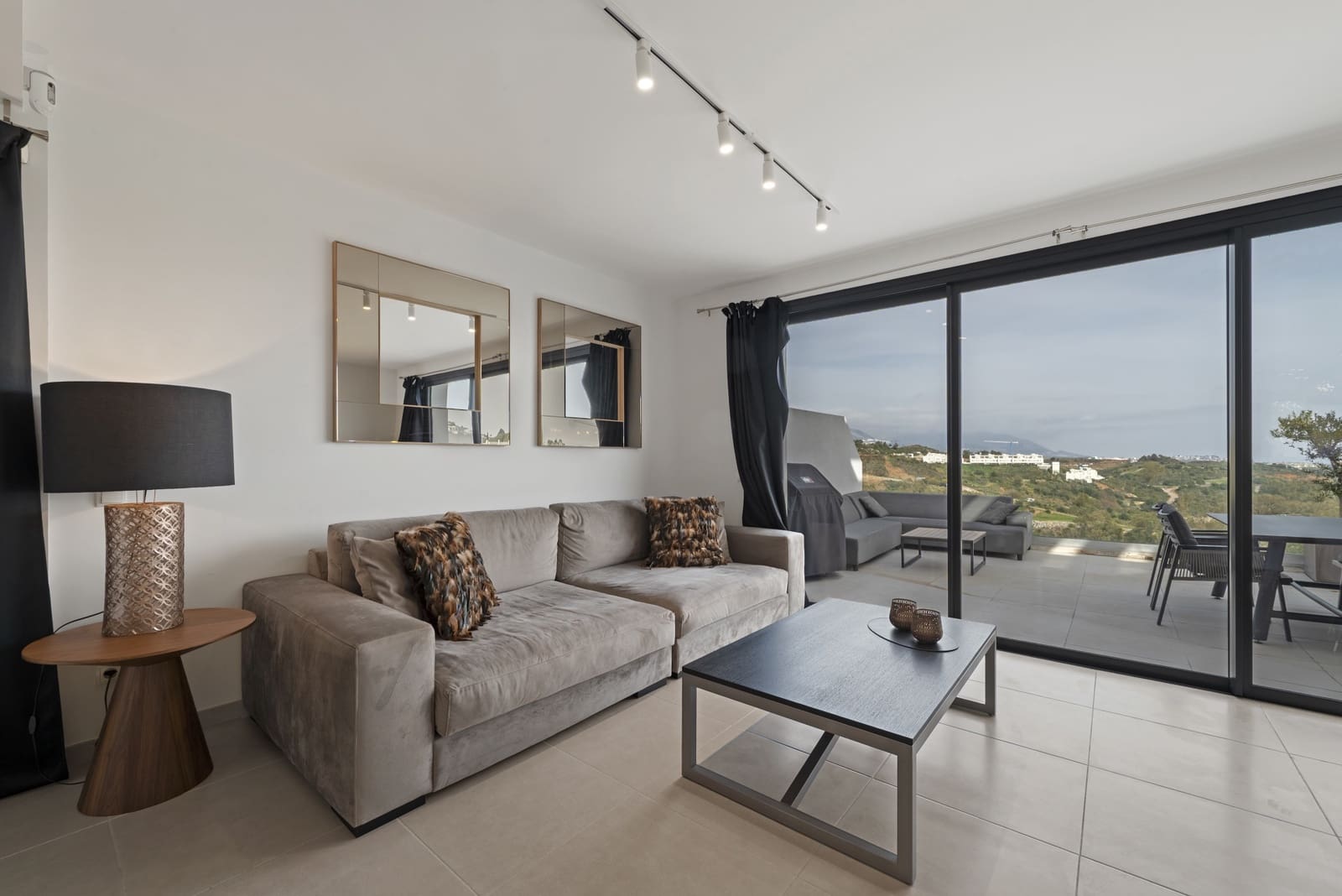 3 bedroom Penthouse for sale in Mijas Costa with pool garage - € 725,000 (Ref: 9643644)