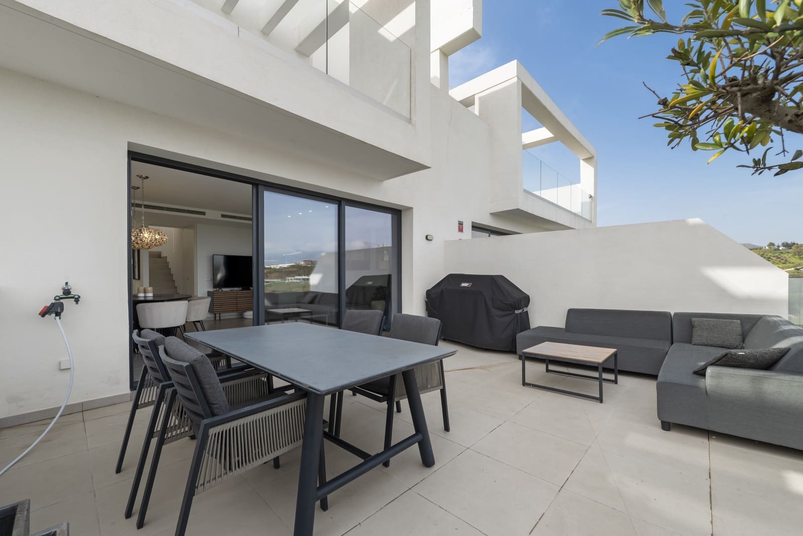 3 bedroom Penthouse for sale in Mijas Costa with pool garage - € 725,000 (Ref: 9643644)