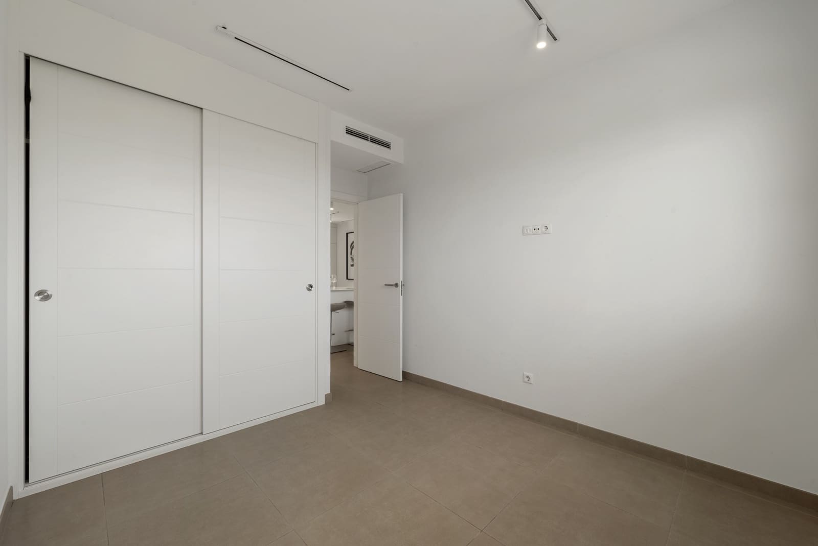3 soveværelse Penthouse til salg i Mijas Costa med swimmingpool garage - € 725.000 (Ref: 9643644)
