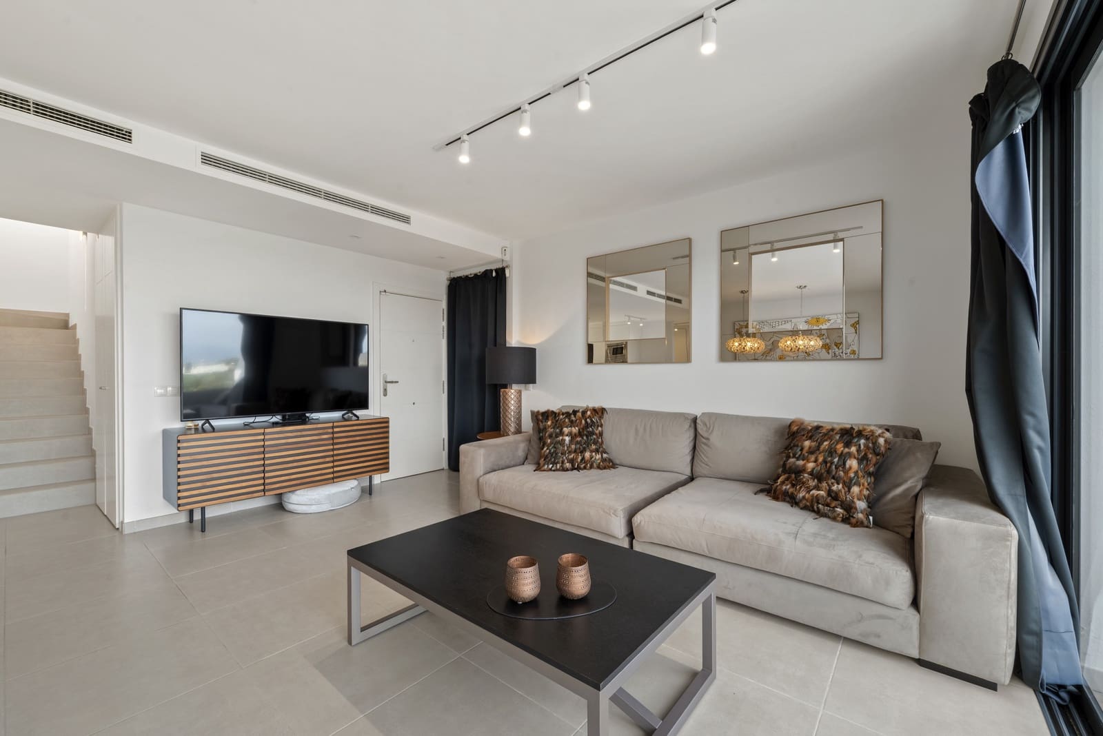 3 soveværelse Penthouse til salg i Mijas Costa med swimmingpool garage - € 725.000 (Ref: 9643644)