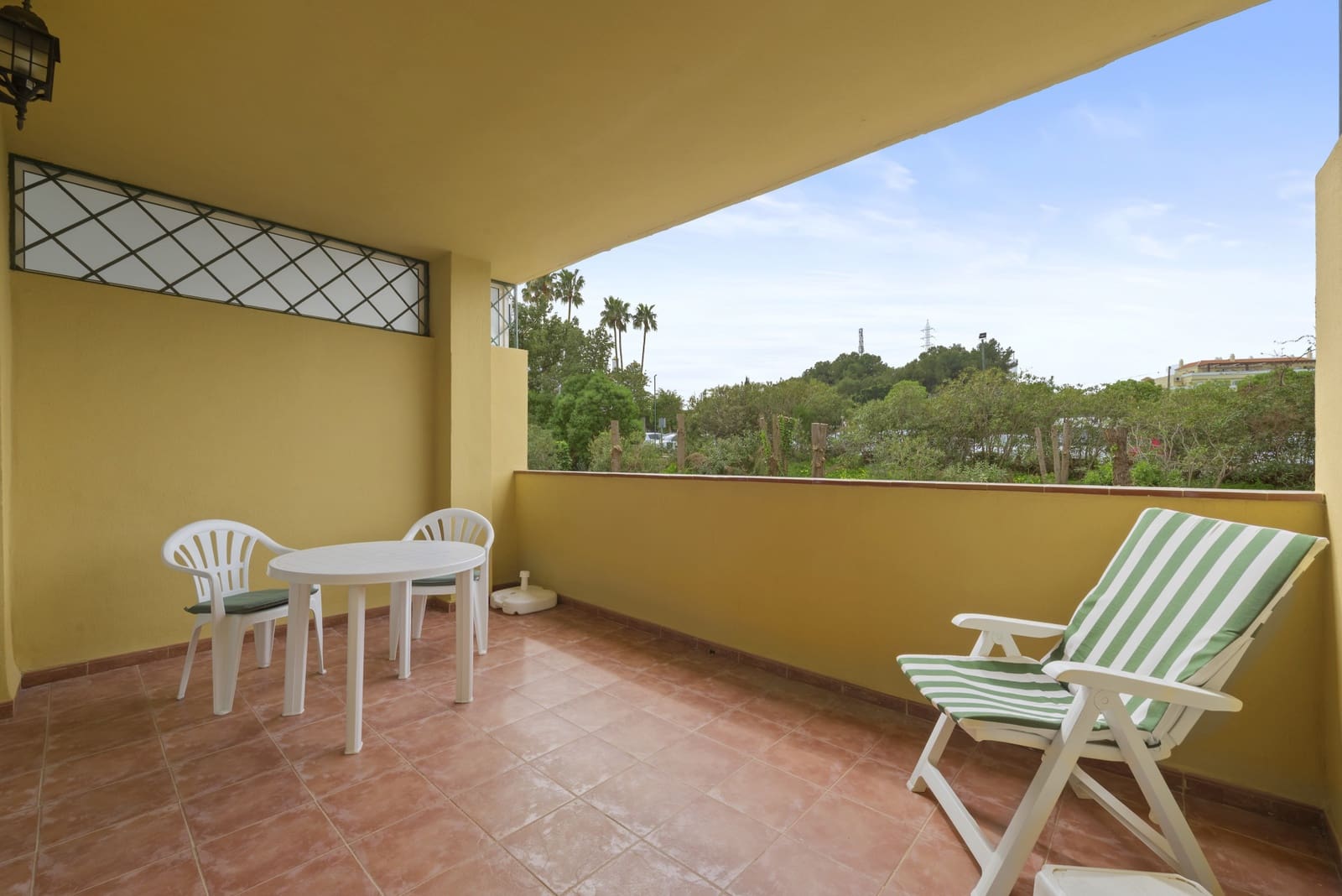 2 Zimmer Apartment zu verkaufen in Mijas Costa mit Pool Garage - 350.000 € (Ref: 9643645)