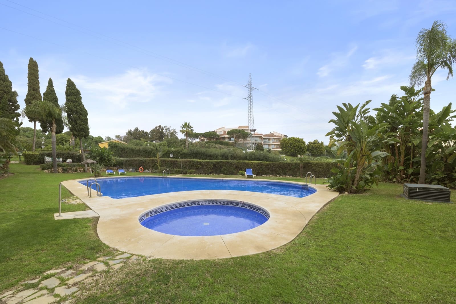 2 Zimmer Apartment zu verkaufen in Mijas Costa mit Pool Garage - 350.000 € (Ref: 9643645)
