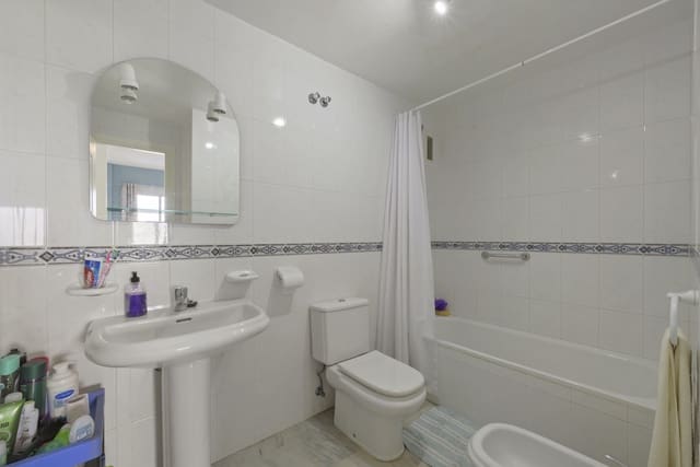 2 Zimmer Apartment zu verkaufen in Mijas Costa, Mijas mit Pool Garage - 350.000 € (Ref: 9643645)