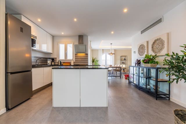 3 chambre Appartement à vendre à Riviera del Sol, Mijas avec piscine - 470 000 € (Ref: 9643646)