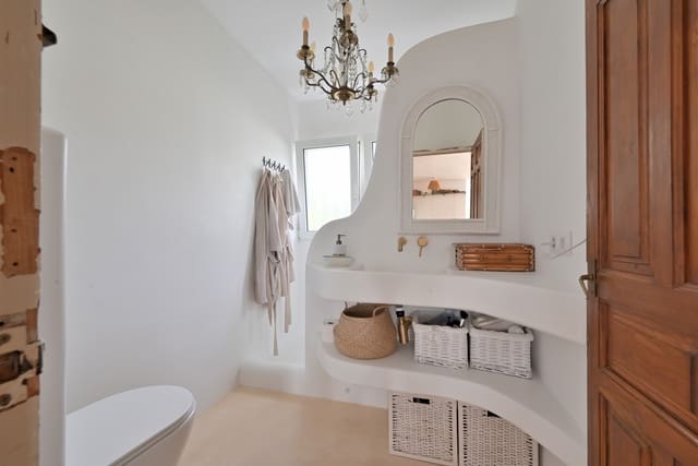 3 soveværelse Villa til salg i Calahonda, Mijas med swimmingpool garage - € 645.000 (Ref: 9646746)