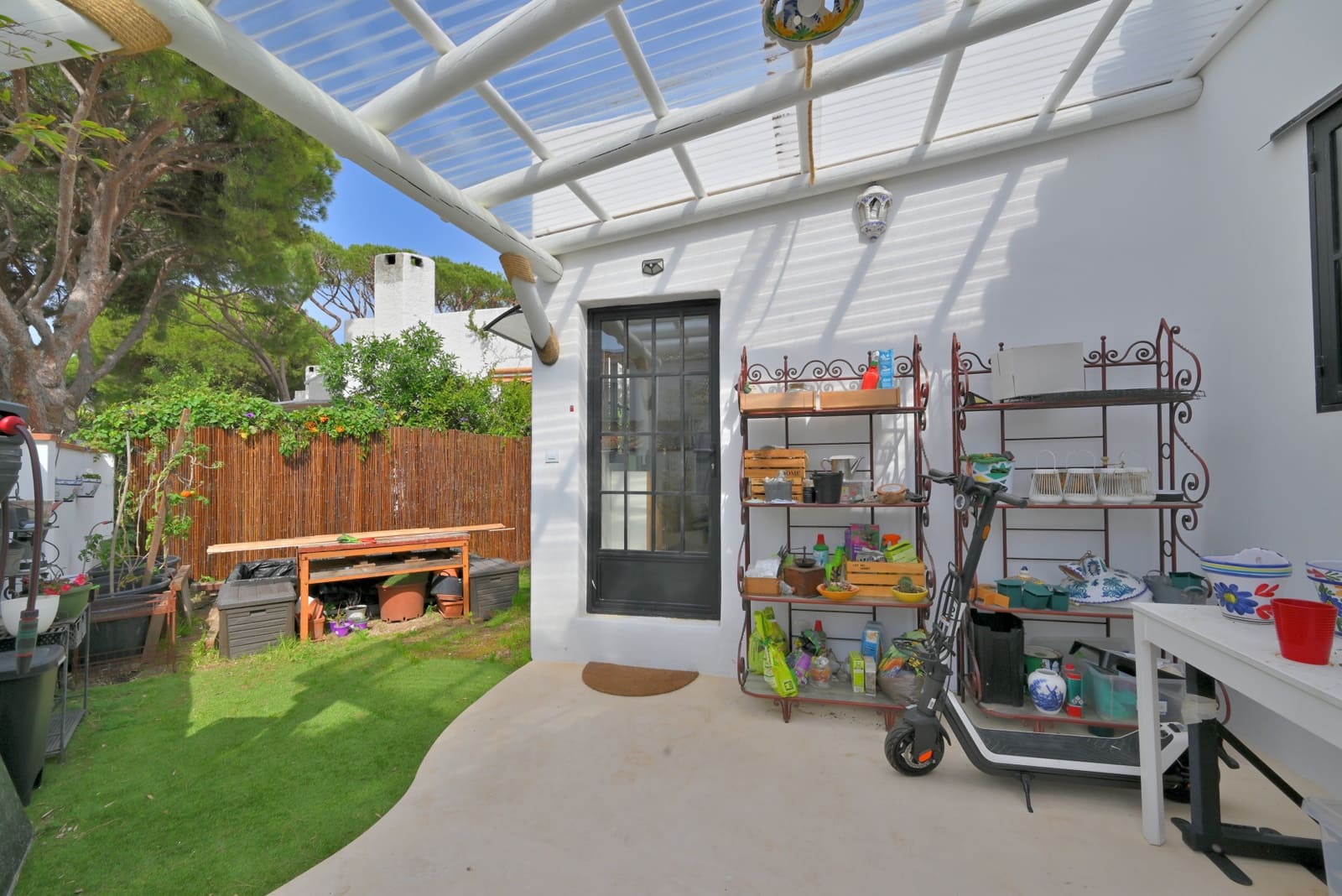 3 soveværelse Villa til salg i Calahonda med swimmingpool garage - € 645.000 (Ref: 9646746)