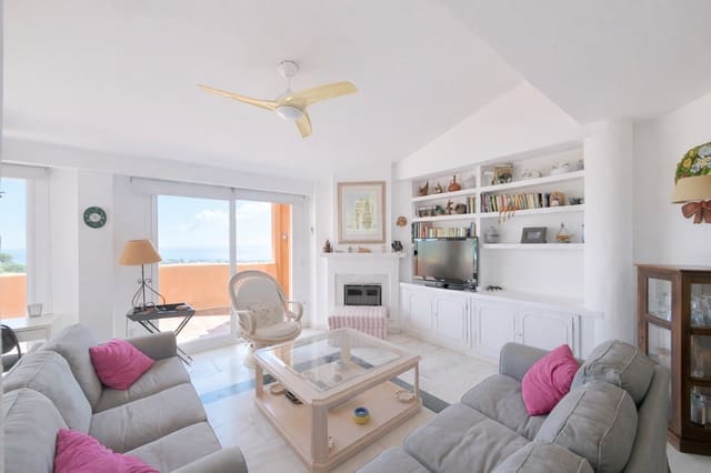 3 makuuhuone Kattohuoneisto myytävänä paikassa Calahonda, Mijas mukana uima-altaan 
autotalli - 470 000 € (Ref: 9654510)