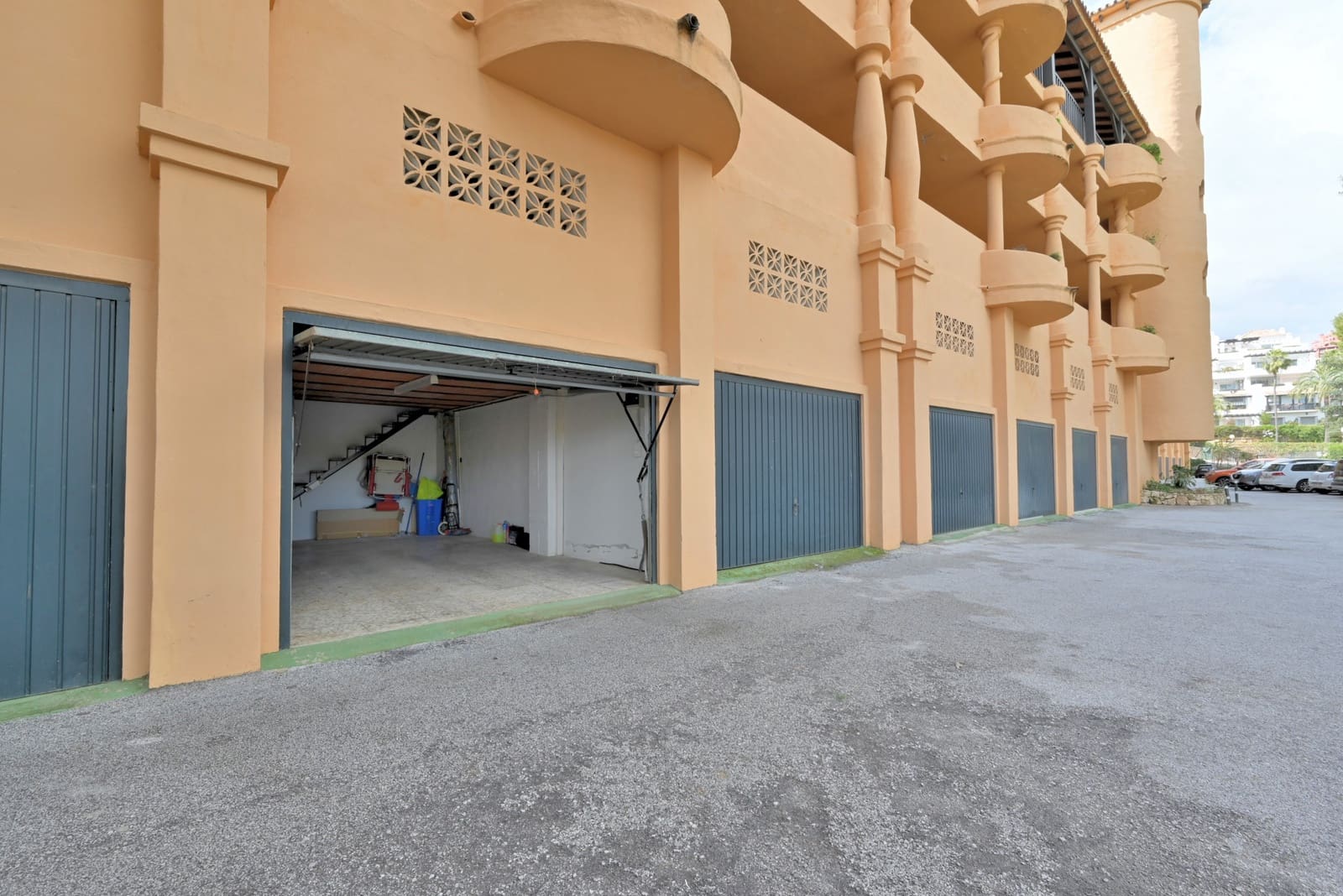 3 makuuhuone Kattohuoneisto myytävänä paikassa Calahonda mukana uima-altaan 
autotalli - 470 000 € (Ref: 9654510)