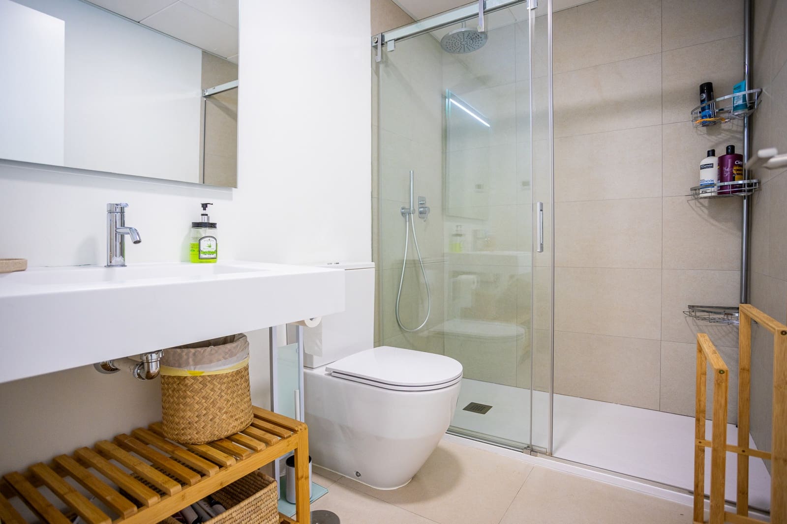 3 makuuhuone Huoneisto myytävänä paikassa La Cala de Mijas mukana uima-altaan 
autotalli - 795 000 € (Ref: 9654511)