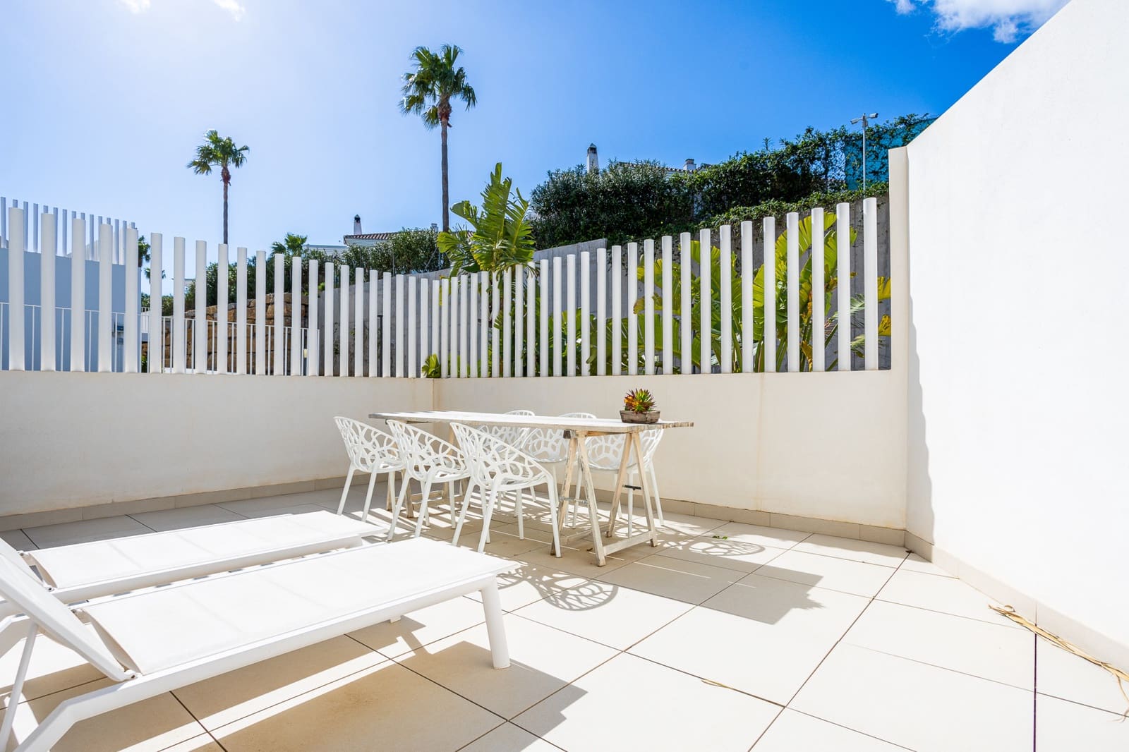 3 makuuhuone Huoneisto myytävänä paikassa La Cala de Mijas mukana uima-altaan 
autotalli - 795 000 € (Ref: 9654511)