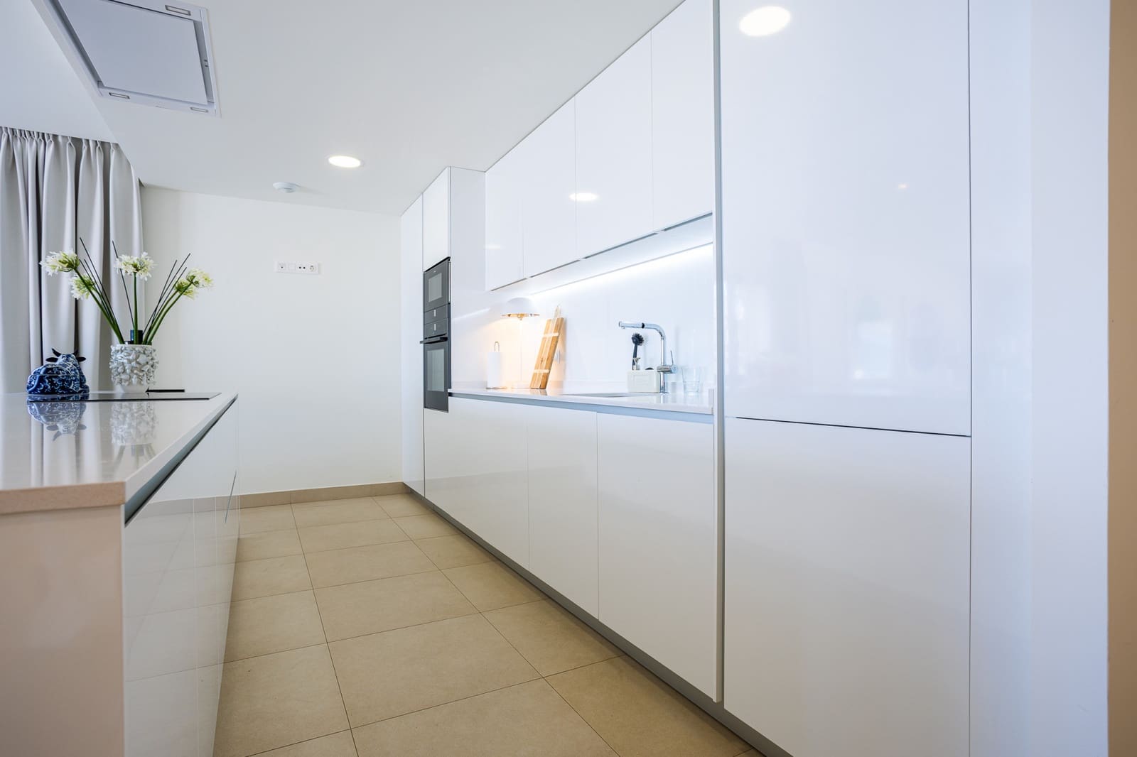 3 makuuhuone Huoneisto myytävänä paikassa La Cala de Mijas mukana uima-altaan 
autotalli - 795 000 € (Ref: 9654511)