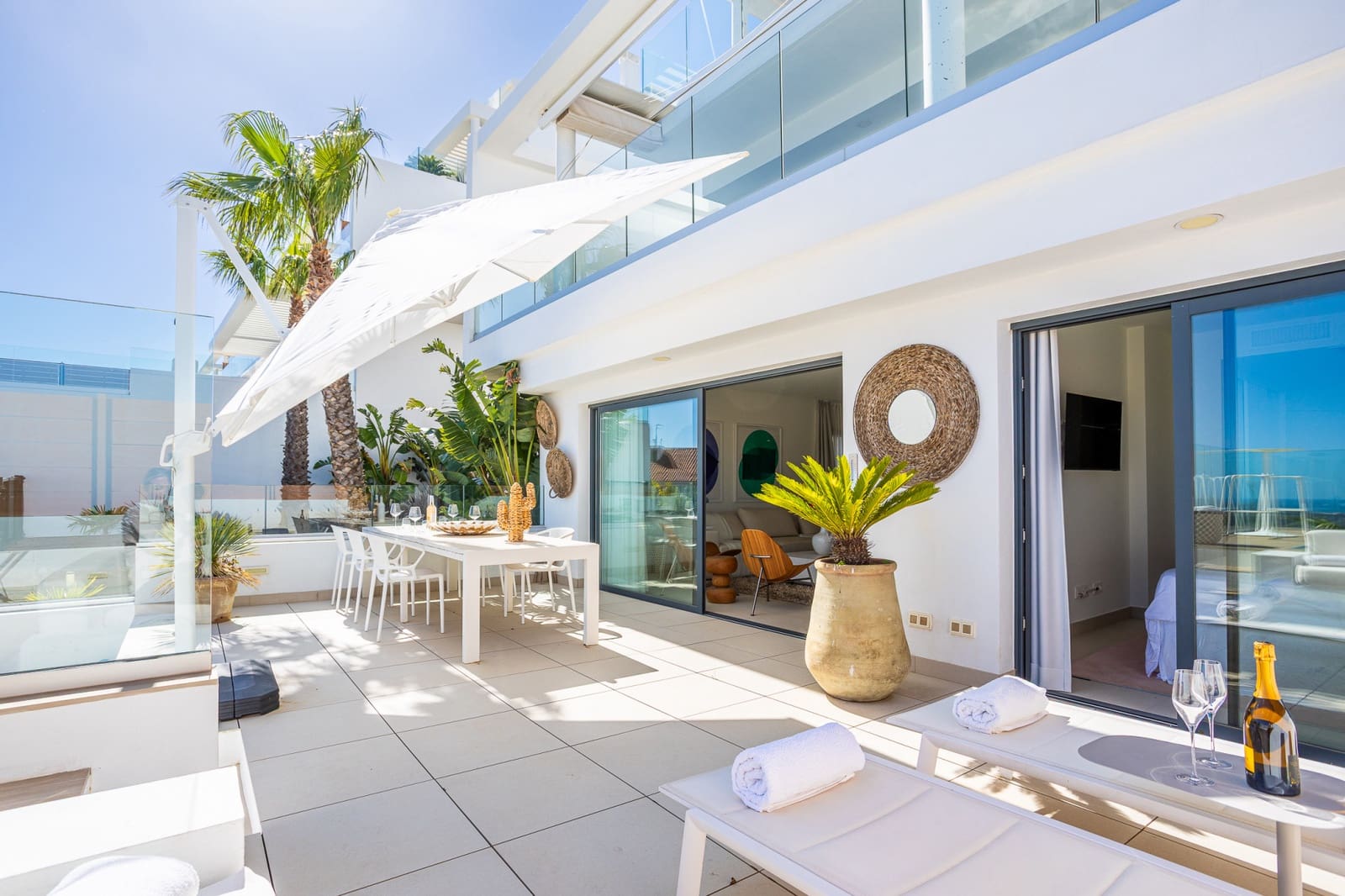 3 makuuhuone Huoneisto myytävänä paikassa La Cala de Mijas mukana uima-altaan 
autotalli - 795 000 € (Ref: 9654511)