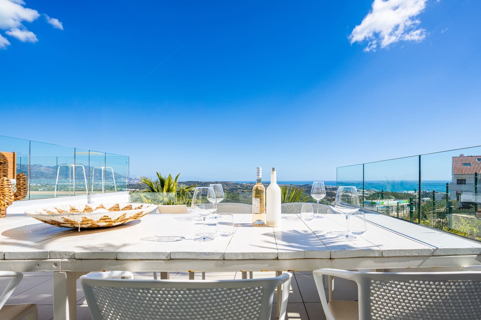 3 makuuhuone Huoneisto myytävänä paikassa La Cala de Mijas mukana uima-altaan 
autotalli - 795 000 € (Ref: 9654511)