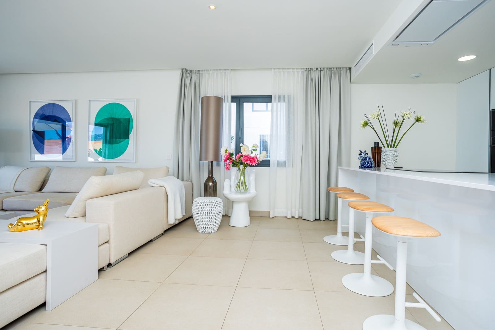 3 makuuhuone Huoneisto myytävänä paikassa La Cala de Mijas mukana uima-altaan 
autotalli - 795 000 € (Ref: 9654511)