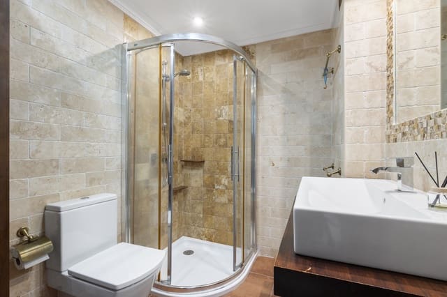 3 sypialnia Apartament na sprzedaż w Torrequebrada, Benalmádena z basenem garażem - 525 000 € (Ref: 9669760)