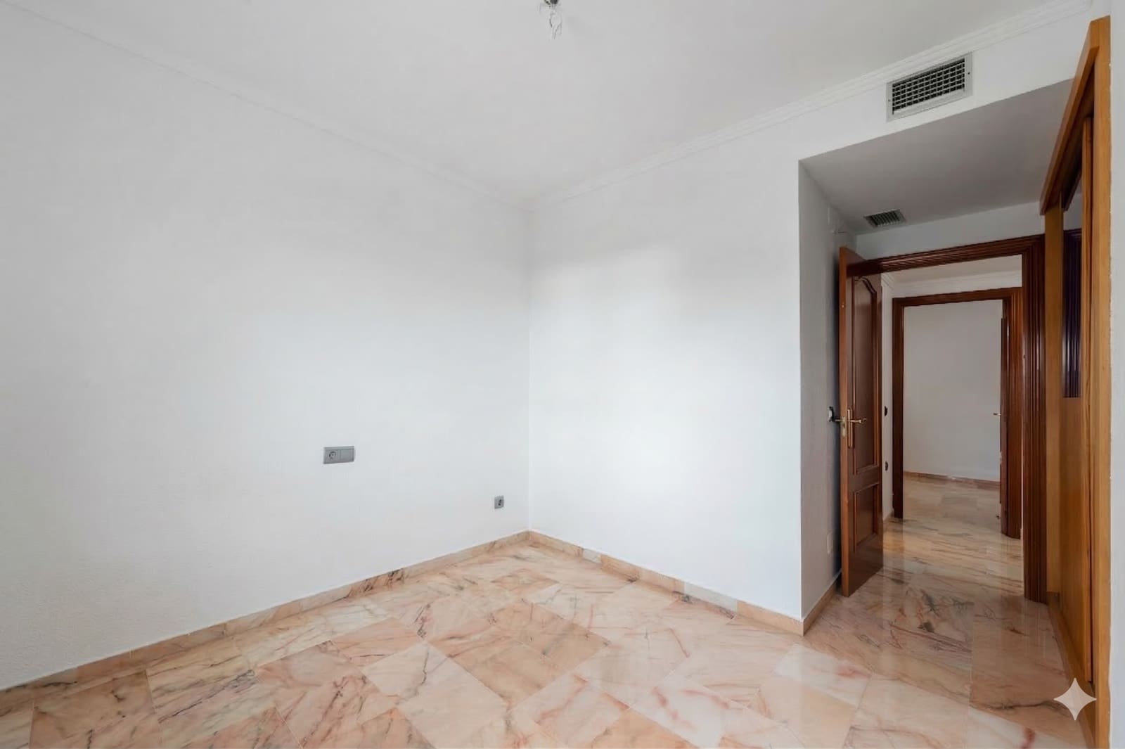 3 soveværelse Lejlighed til salg i Torrequebrada med swimmingpool garage - € 499.000 (Ref: 9669760)
