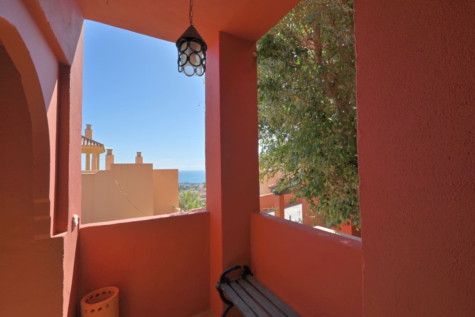 2 sypialnia Apartament na sprzedaż w Calahonda z basenem - 355 000 € (Ref: 9676638)