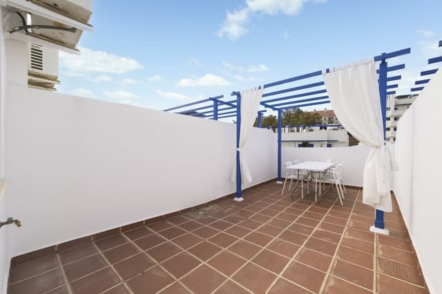 1 sypialnia Penthouse na sprzedaż w Benalmadena Costa, Benalmádena z basenem garażem - 259 000 € (Ref: 9679368)